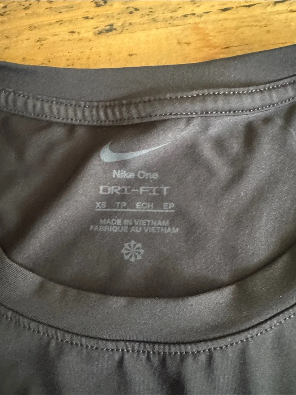 Nike Women’s Black Sleeveless Performance Tank